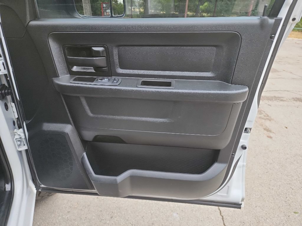 Used 2021 RAM 2500 Tradesman RWD image 33