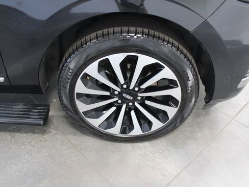 Used 2023 Lincoln Navigator Reserve image 60