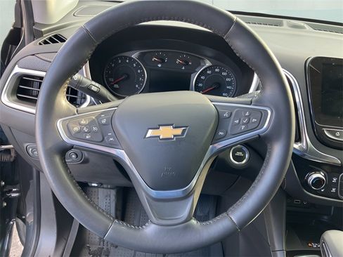 Used 2022 Chevrolet Equinox Premier w/ LPO, Floor Liner Package image 11