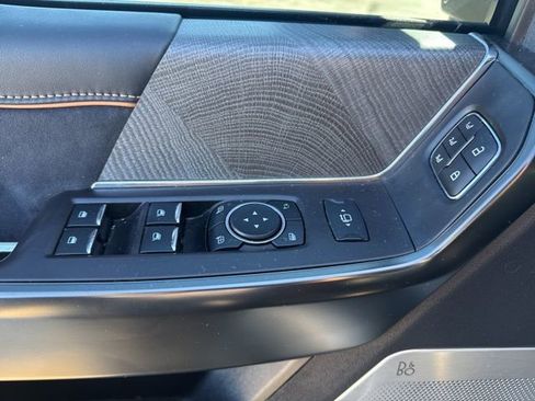 Certified 2024 Ford F250 Platinum image 8