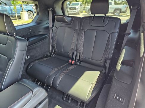 Used 2025 Jeep Grand Cherokee L Summit AWD/4WD image 18