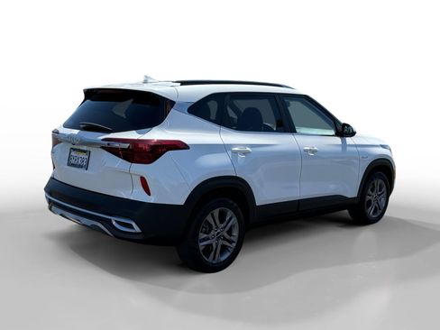 Used 2022 Kia Seltos S image 5