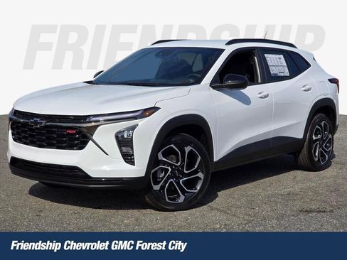 New 2026 Chevrolet Trax RS w/ Driver Confidence Package image 1