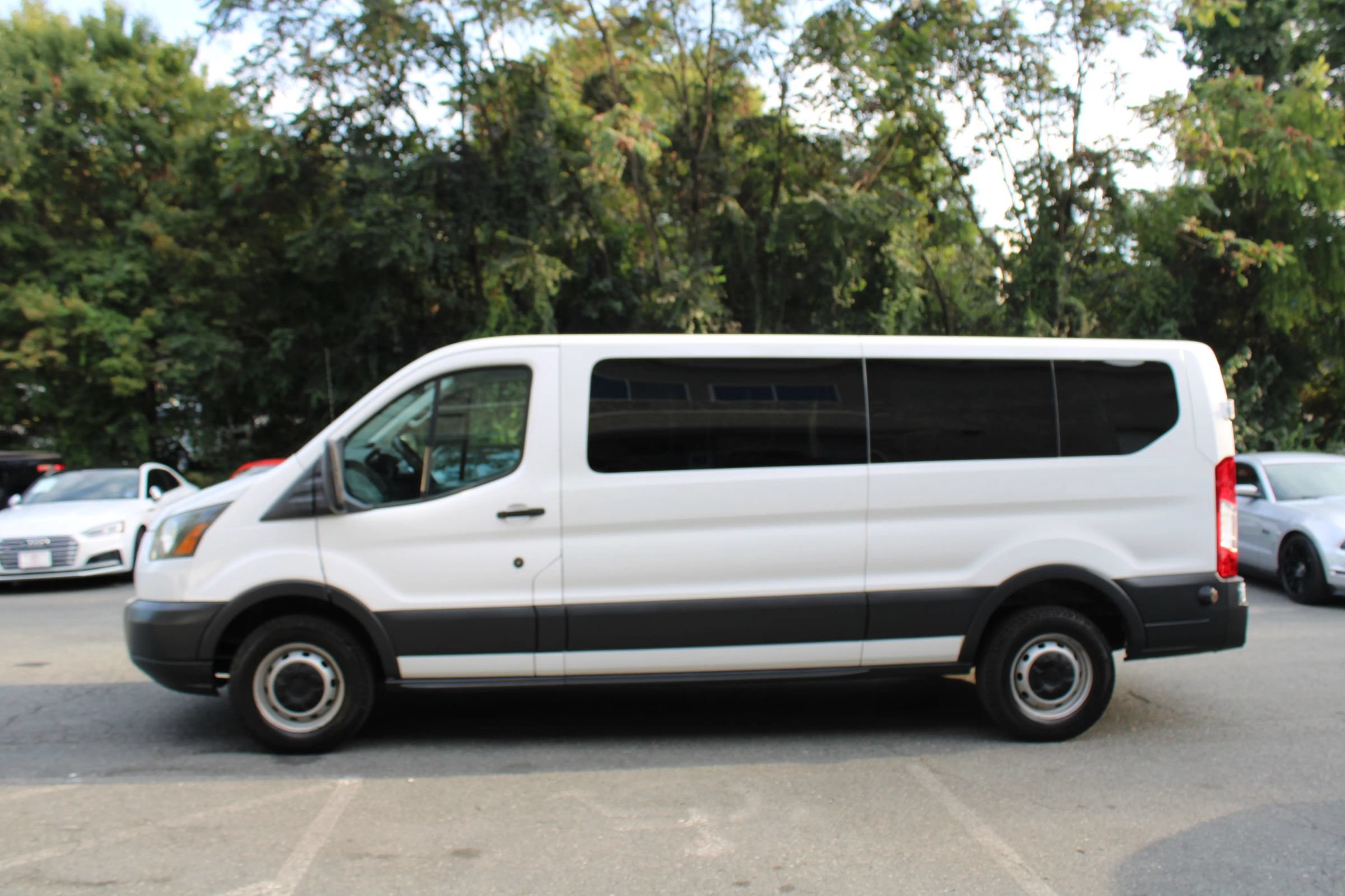Used 2016 Ford Transit 350 XL RWD image 15