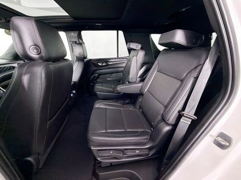 Used 2021 GMC Yukon Denali w/ Denali Premium Package AWD/4WD image 26