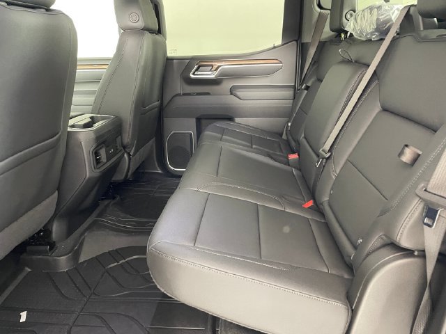 New 2026 Chevrolet Silverado 1500 RST AWD/4WD image 9