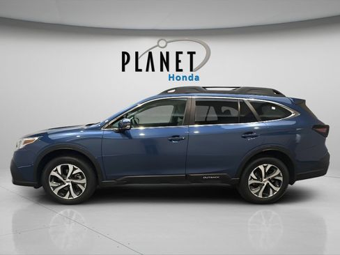 Used 2021 Subaru Outback Limited XT w/ Popular Package #2 AWD/4WD image 10