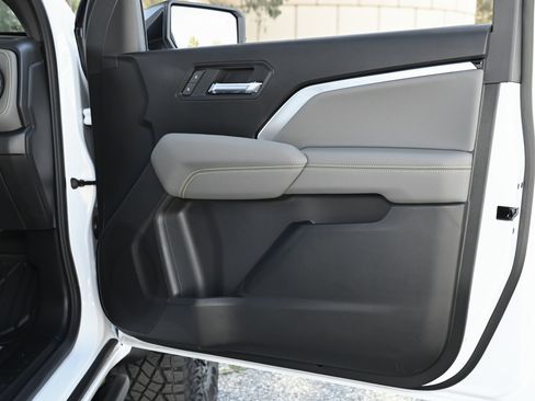 New 2026 Chevrolet Colorado ZR2 w/ ZR2 Bison Edition image 69