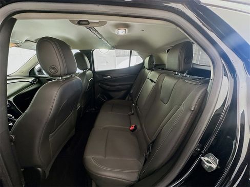 Used 2023 Buick Encore GX Select w/ Sport Touring Package image 23