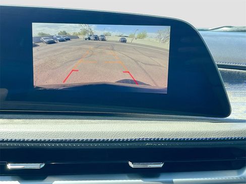 Used 2024 Cadillac XT4 Sport image 14