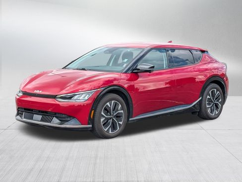 Certified 2023 Kia EV6 Wind w/ Wind Technology Package AWD/4WD image 3