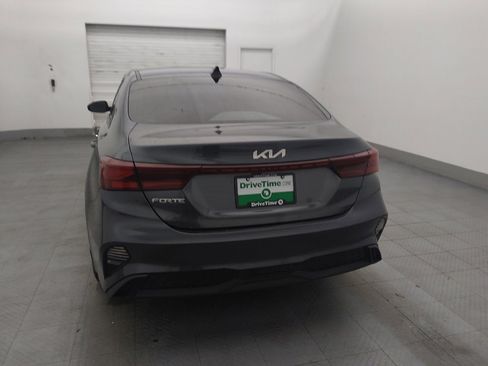 Used 2022 Kia Forte LXS image 6