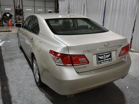 Used 2010 Lexus ES 350 image 4