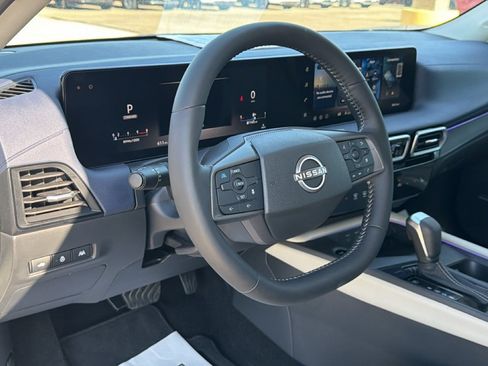 Used 2026 Nissan Sentra SL w/ Floor Mat Package FWD image 14