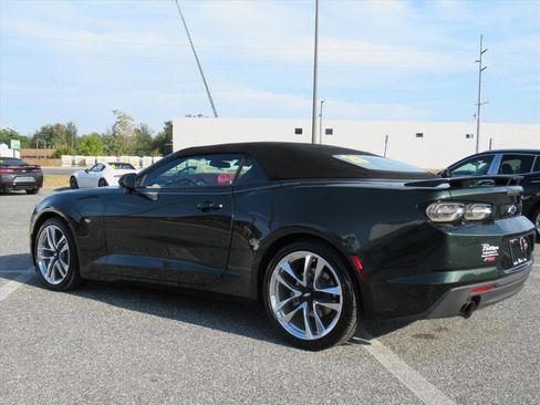 Used 2020 Chevrolet Camaro LT w/ RS Package image 4