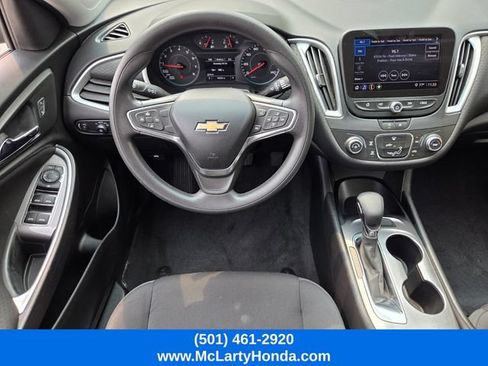 Used 2022 Chevrolet Malibu LS FWD image 12