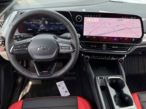 New 2026 Chevrolet Equinox EV RS image 10