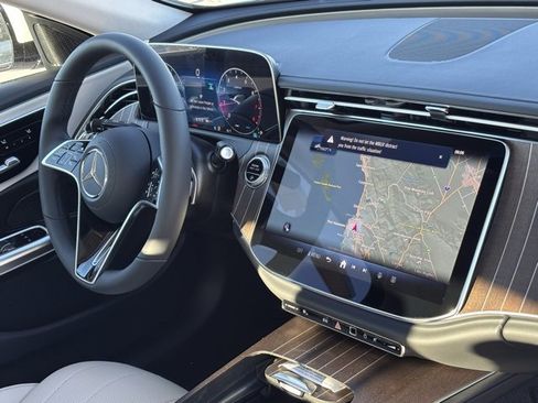 New 2026 Mercedes-Benz E 350 Sedan image 28