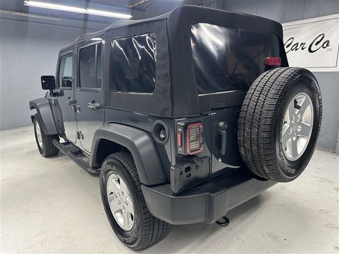 Used 2016 Jeep Wrangler Unlimited Sport w/ Quick Order Package 24S AWD/4WD image 4