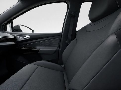 Certified 2023 Volkswagen ID.4 Pro S AWD/4WD image 24