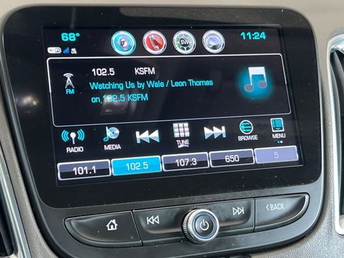 Used 2018 Chevrolet Malibu LT image 19