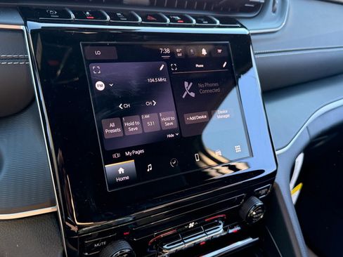 New 2026 Jeep Grand Cherokee Laredo AWD/4WD image 14