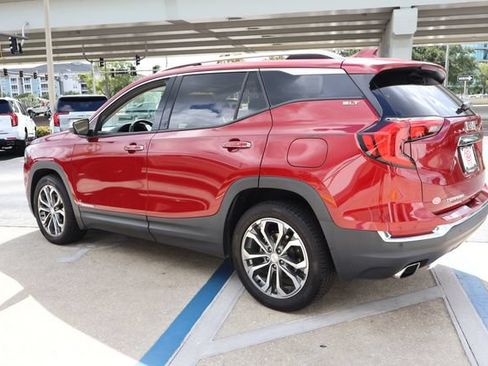 Used 2019 GMC Terrain SLT w/ Preferred Package FWD image 5