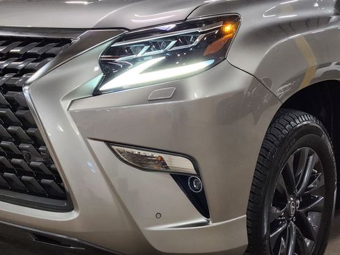 Used 2023 Lexus GX 460 Premium image 15