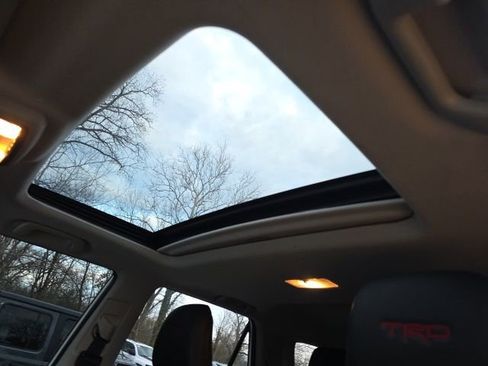 Used 2022 Toyota 4Runner TRD Off-Road Premium w/ TRD Black Wheel Package (TMS) image 16