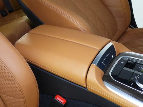 Used 2023 BMW X5 xDrive40i w/ Parking Assistance Package image 16