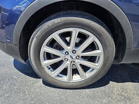 Used 2016 Ford Explorer Limited w/ Equipment Group 301A AWD/4WD image 37
