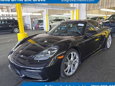 Used 2024 Porsche 718 Cayman RWD image 1