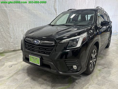 Used 2023 Subaru Forester Limited AWD/4WD image 1