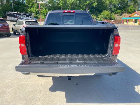 Used 2015 Chevrolet Silverado 1500 LTZ Z71 w/ LTZ Plus Package AWD/4WD image 8