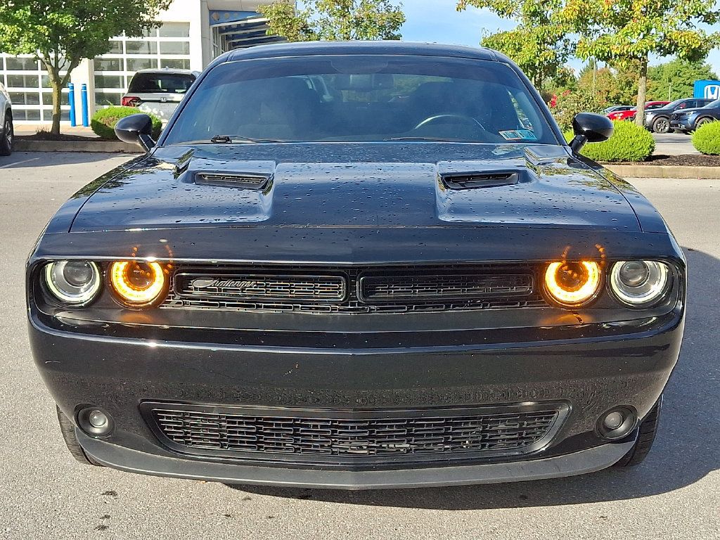 Used 2020 Dodge Challenger SXT w/ Blacktop Package AWD/4WD image 2