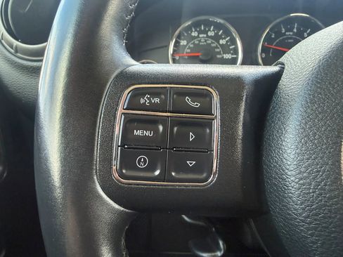 Used 2018 Jeep Wrangler Unlimited Sport S image 29