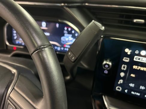 Used 2025 GMC Sierra 3500 Denali Ultimate image 20