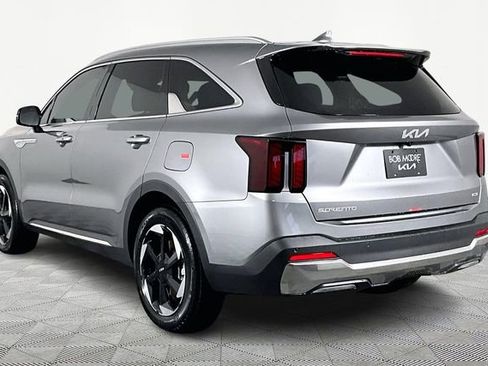 New 2026 Kia Sorento EX w/ EX Premium Package AWD/4WD image 4