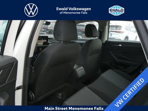 Used 2026 Volkswagen Jetta S FWD image 5