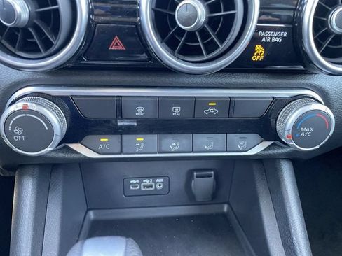 Used 2023 Nissan Sentra SV FWD image 33