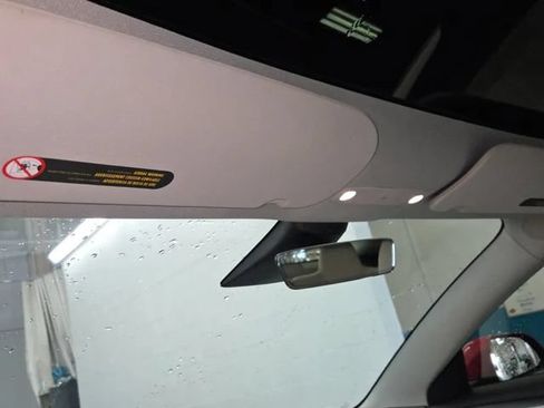 Used 2021 Tesla Model 3 Performance AWD/4WD image 12