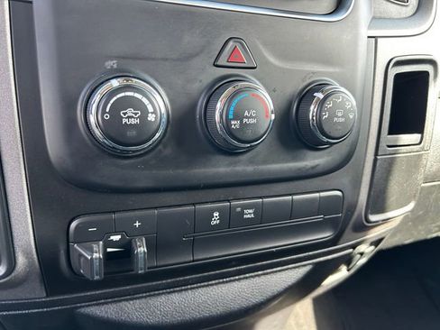 Used 2014 RAM 1500 Express image 26