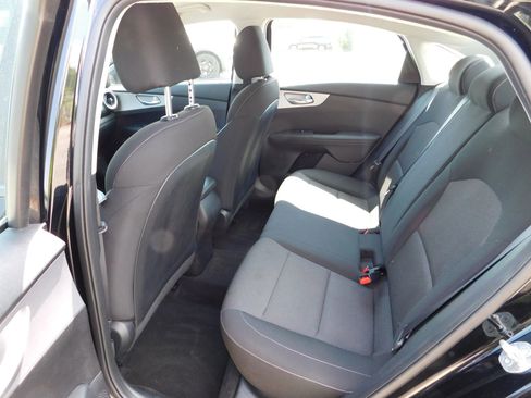 Used 2024 Kia Forte LXS FWD image 8