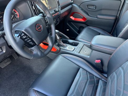 New 2026 Nissan Frontier PRO-4X w/ Pro Premium Package AWD/4WD image 10