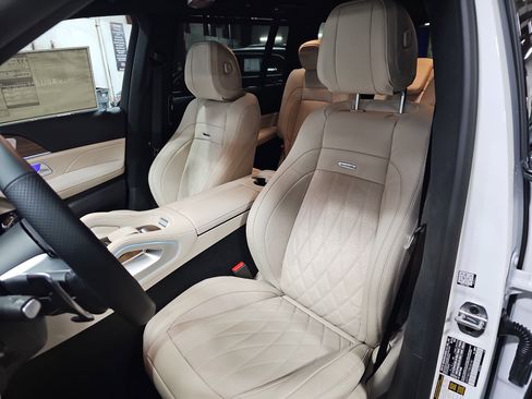 New 2026 Mercedes-Benz GLS 63 AMG 4MATIC image 17