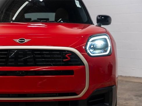 Certified 2025 MINI Cooper Countryman S w/ Comfort Package Max image 7