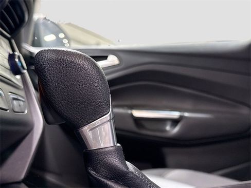 Used 2017 Ford Escape SE image 15