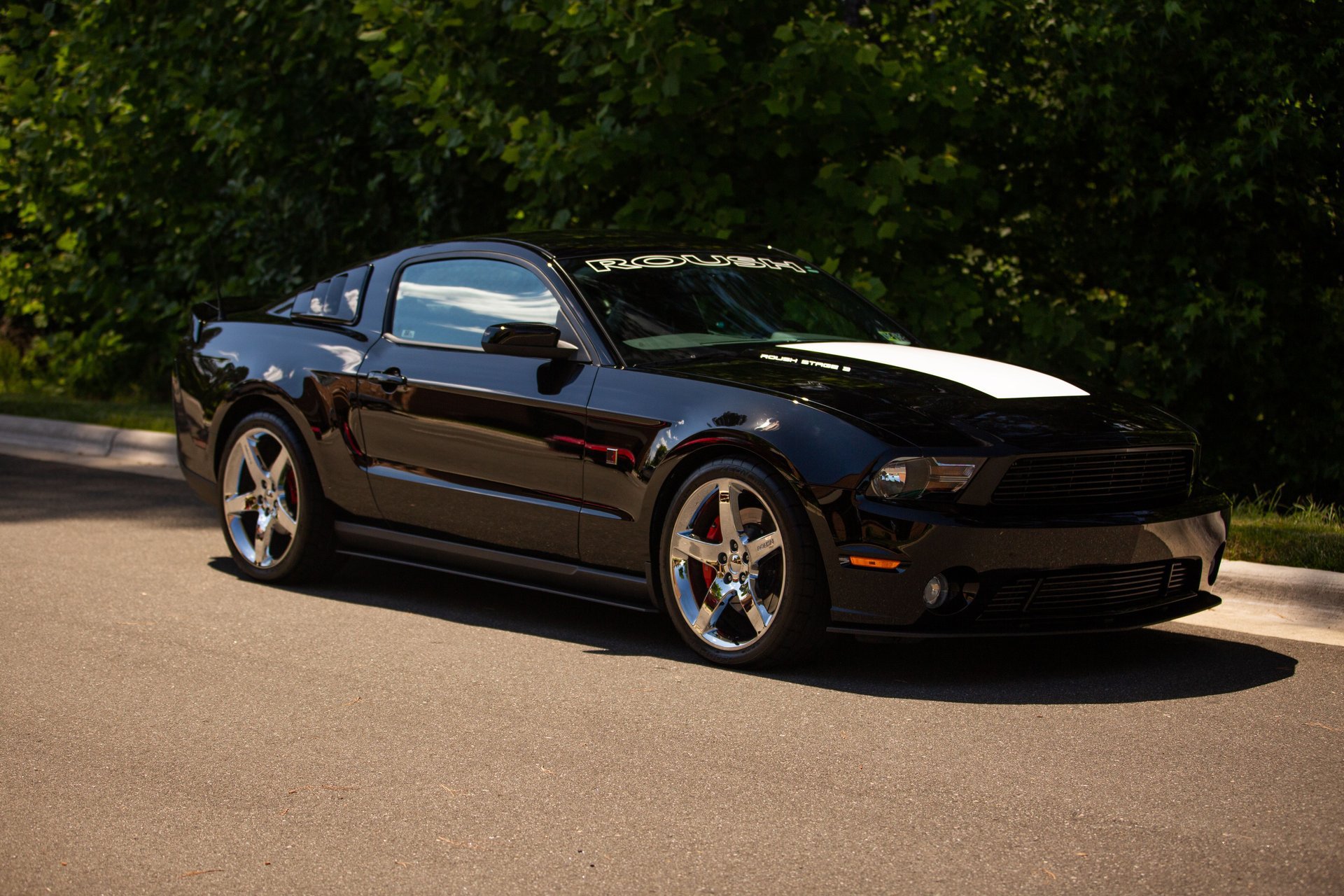 Used 2010 Ford Mustang GT RWD image 23