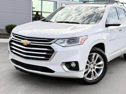 Used 2018 Chevrolet Traverse High Country AWD/4WD image 4