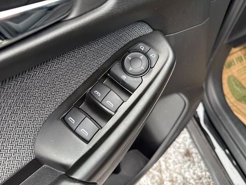 Used 2024 Chevrolet TrailBlazer LT image 16